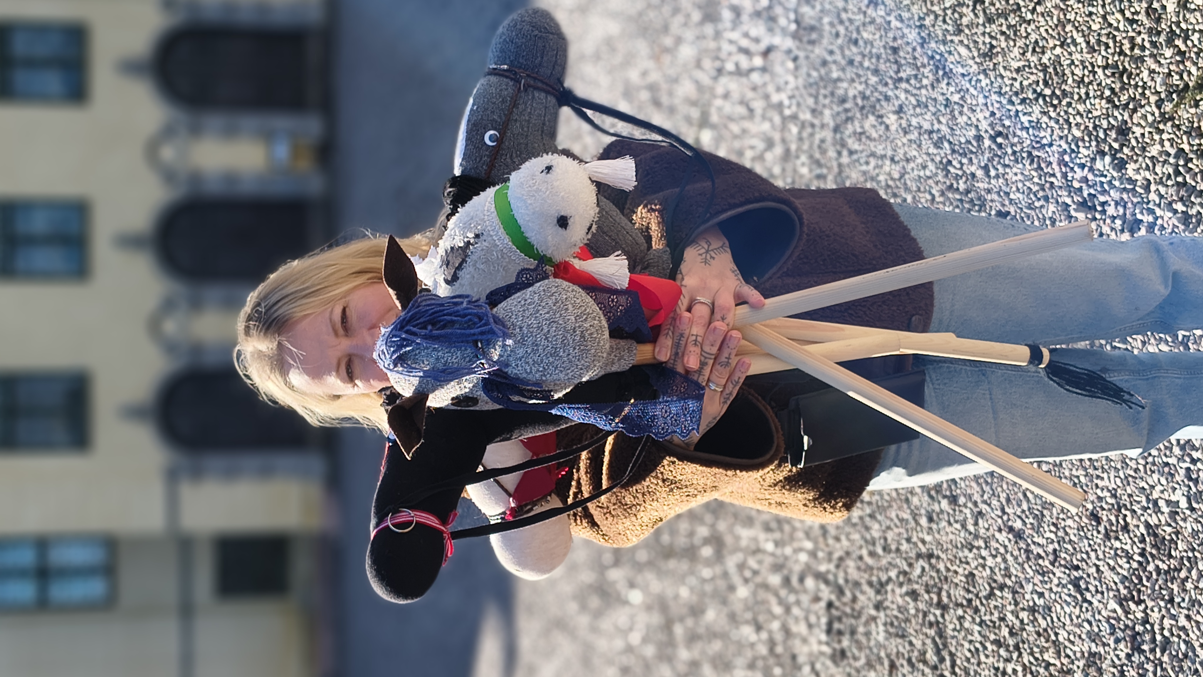 Käpphästar utanför Löfstad slott.