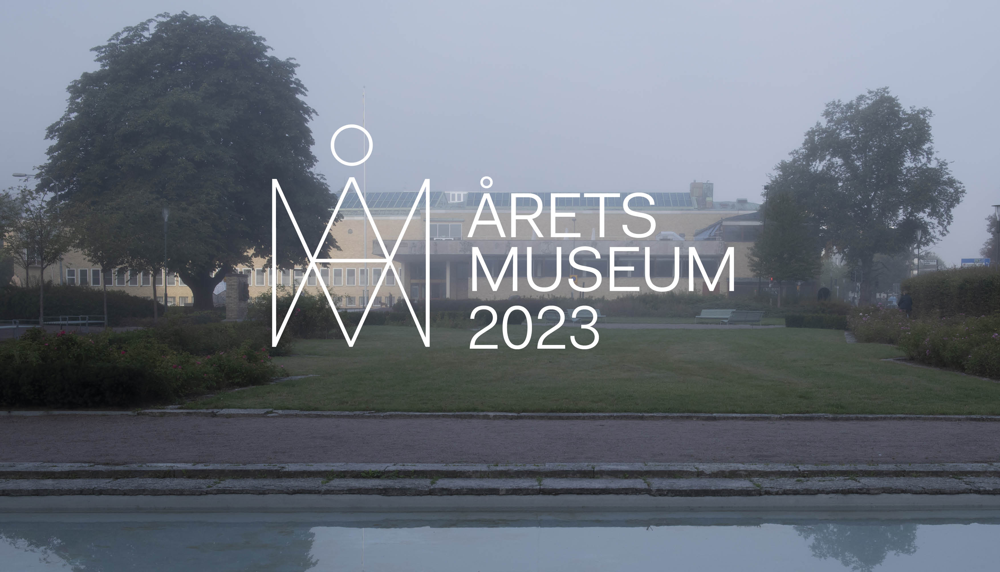 Drömsk bild på museibyggnaden med texten Årets museum 2023 på.