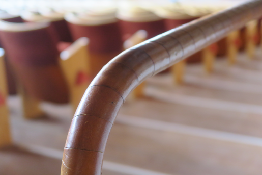 Interiör i Östergötlands museums huvudbyggnad i Linköping, byggd 1939 i funktionalistisk stil.