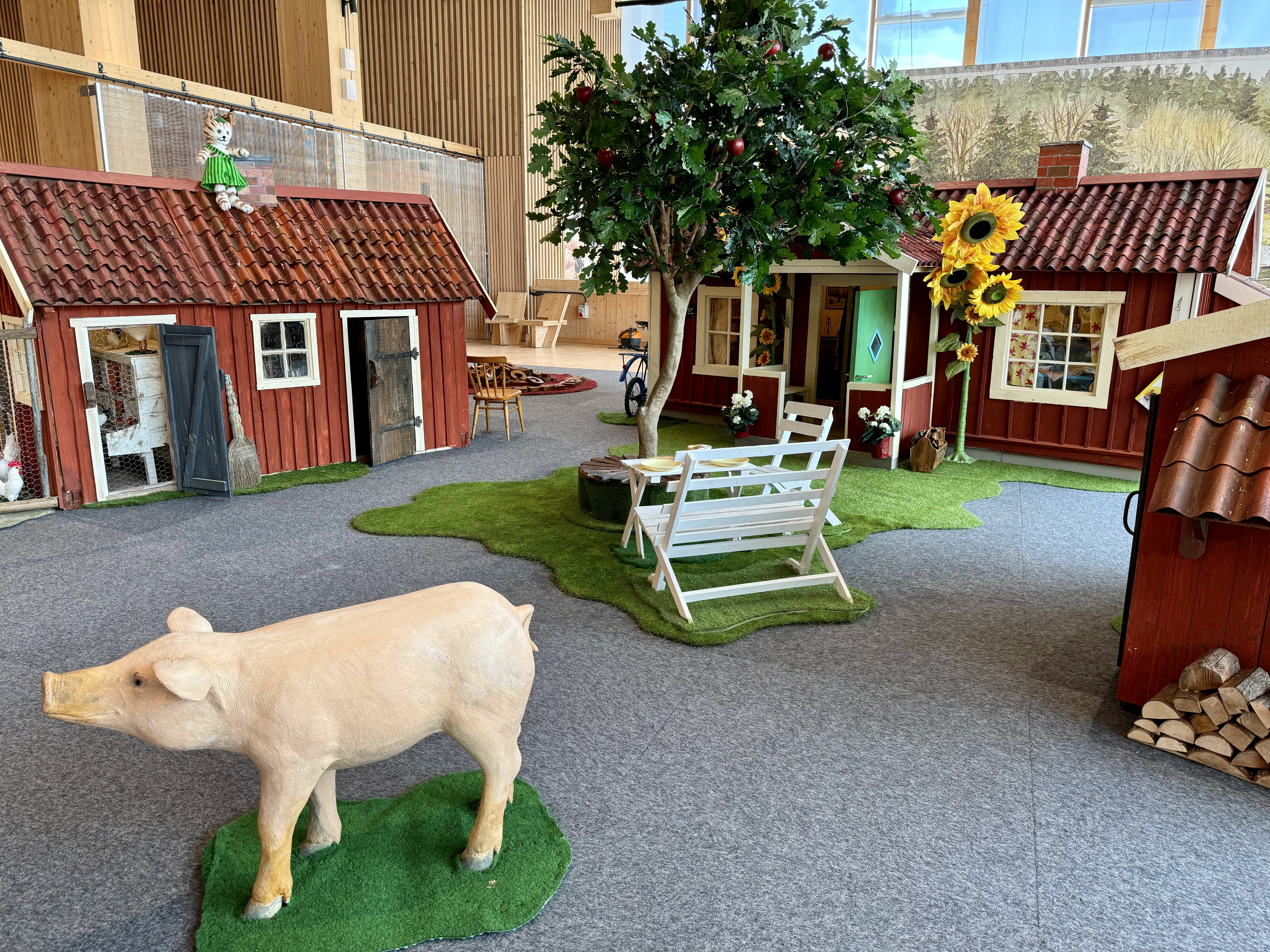 Lekutställningen Hemma hos Pettson och Findus.