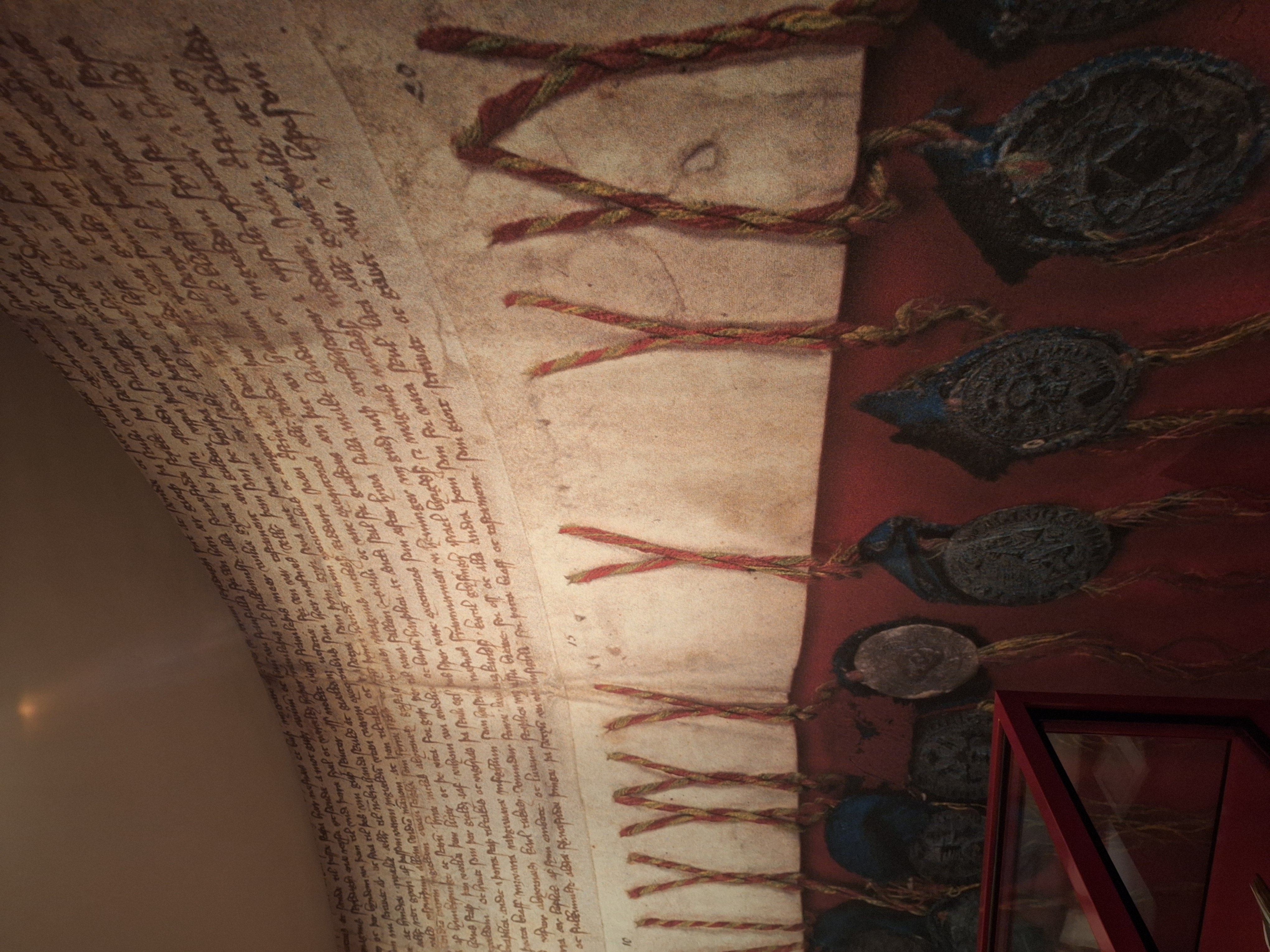 I utställningarna på Sancta Birgitta Klostermuseum.