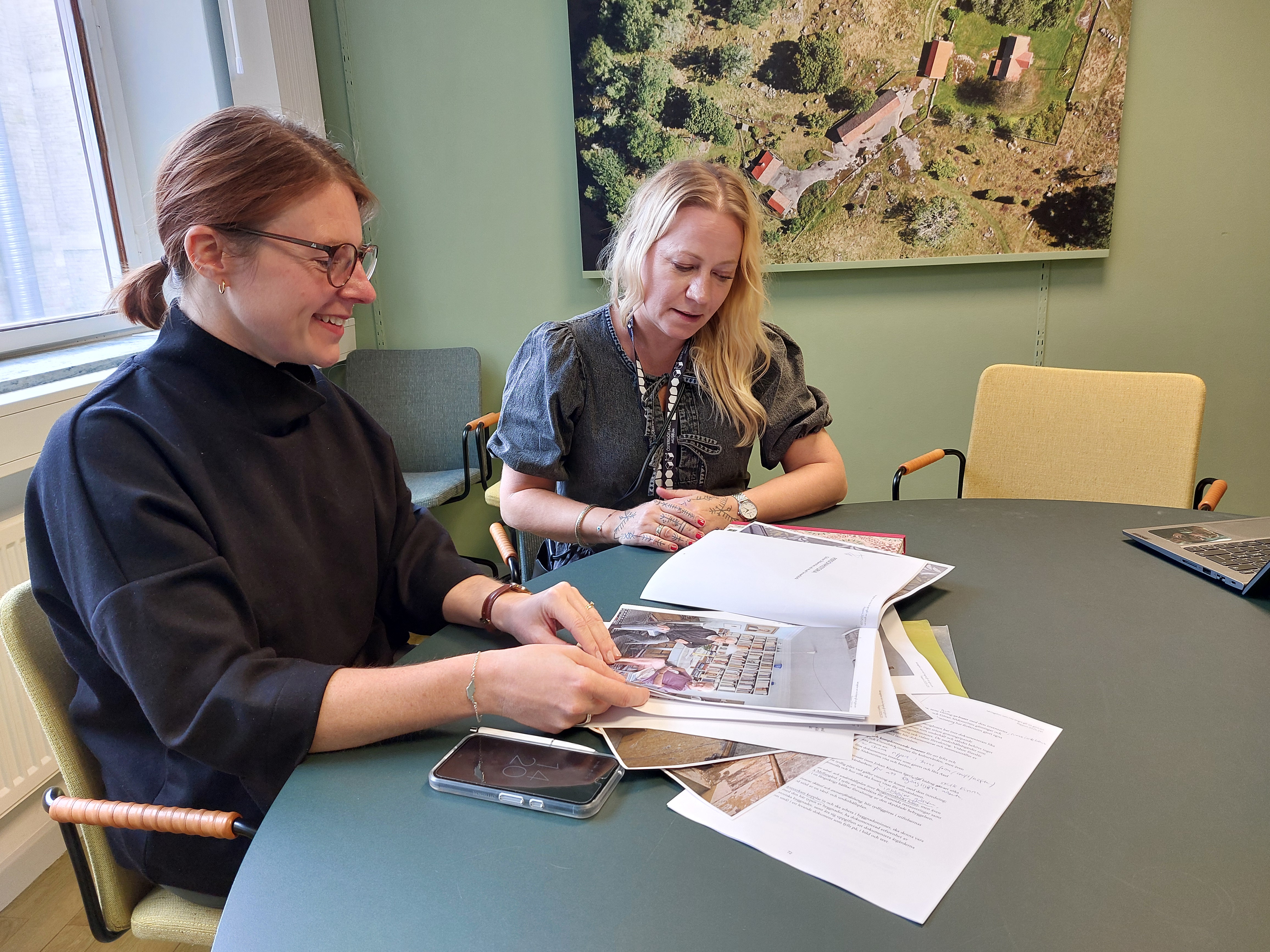 Maria Klint och Mikaela Radakovic Kjäll har genomfört ett dokumentationsprojekt om Göran Söderström och Axel Unnerbäck.